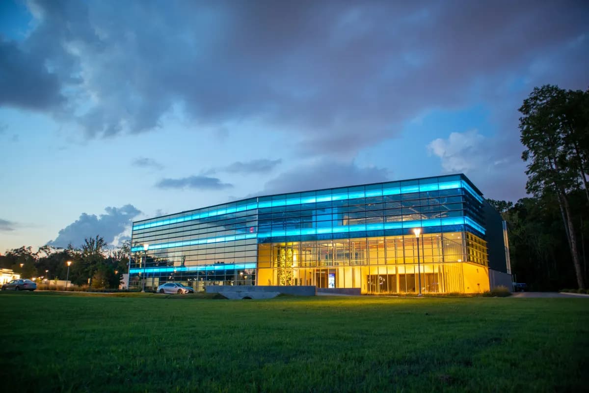 Commercial Facilities